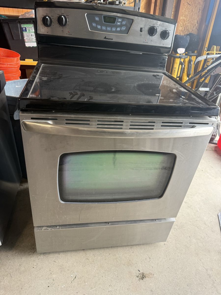 Amana electric stove