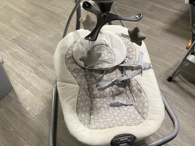 Graco baby swing