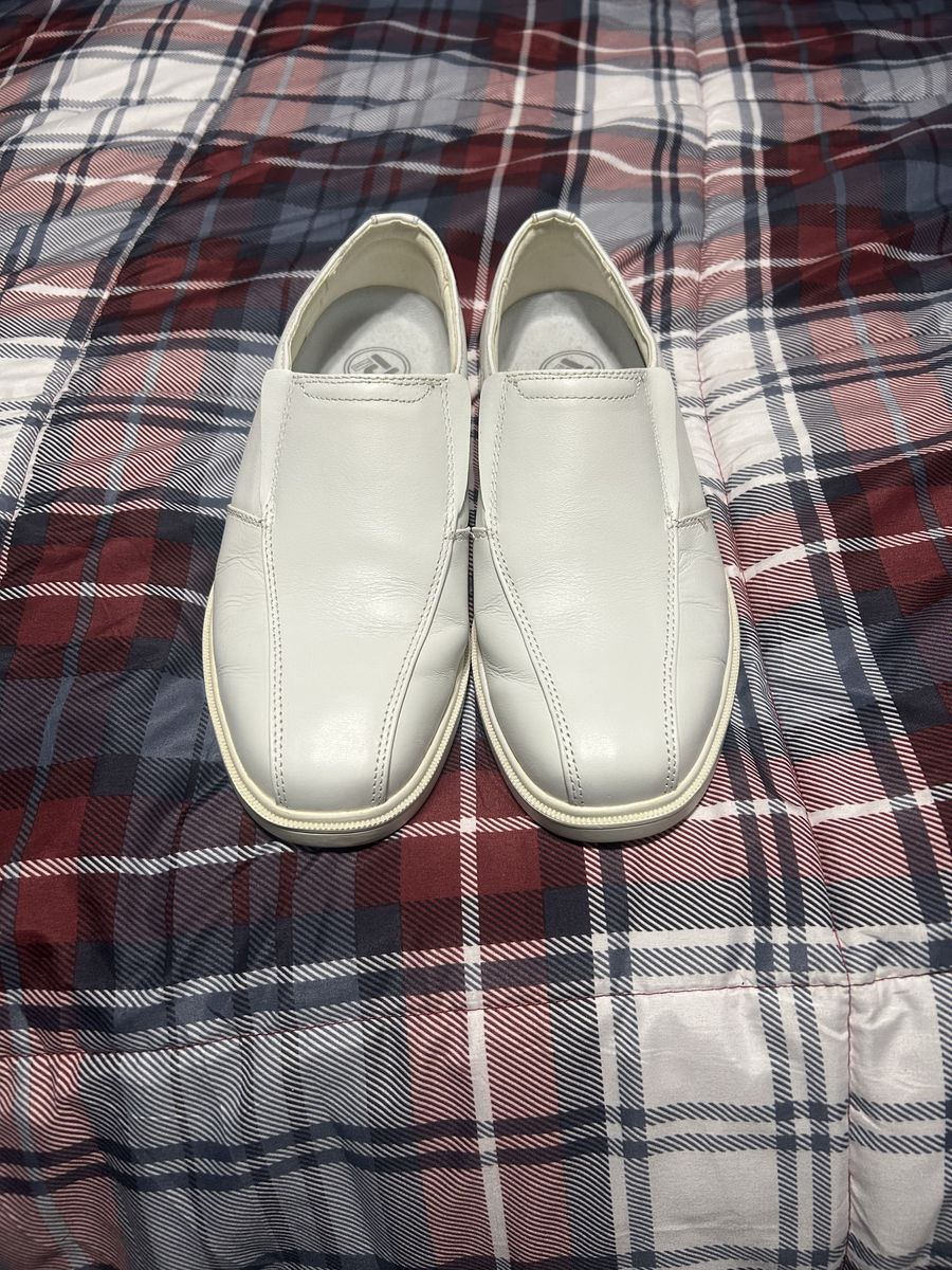 Mens White Temple Shoes - Size 8