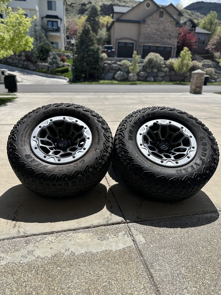 RAM TRX Beadlock Wheels And tires RHO