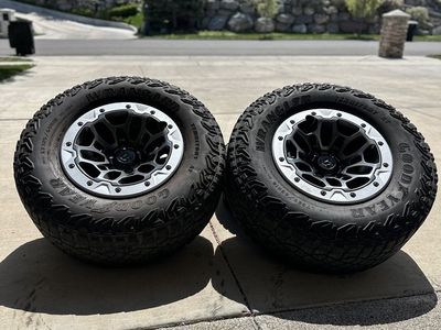 RAM TRX Beadlock Wheels And tires RHO