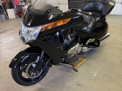 2008 Victory Vision Touring. Excellent Condition. Great Cruiser