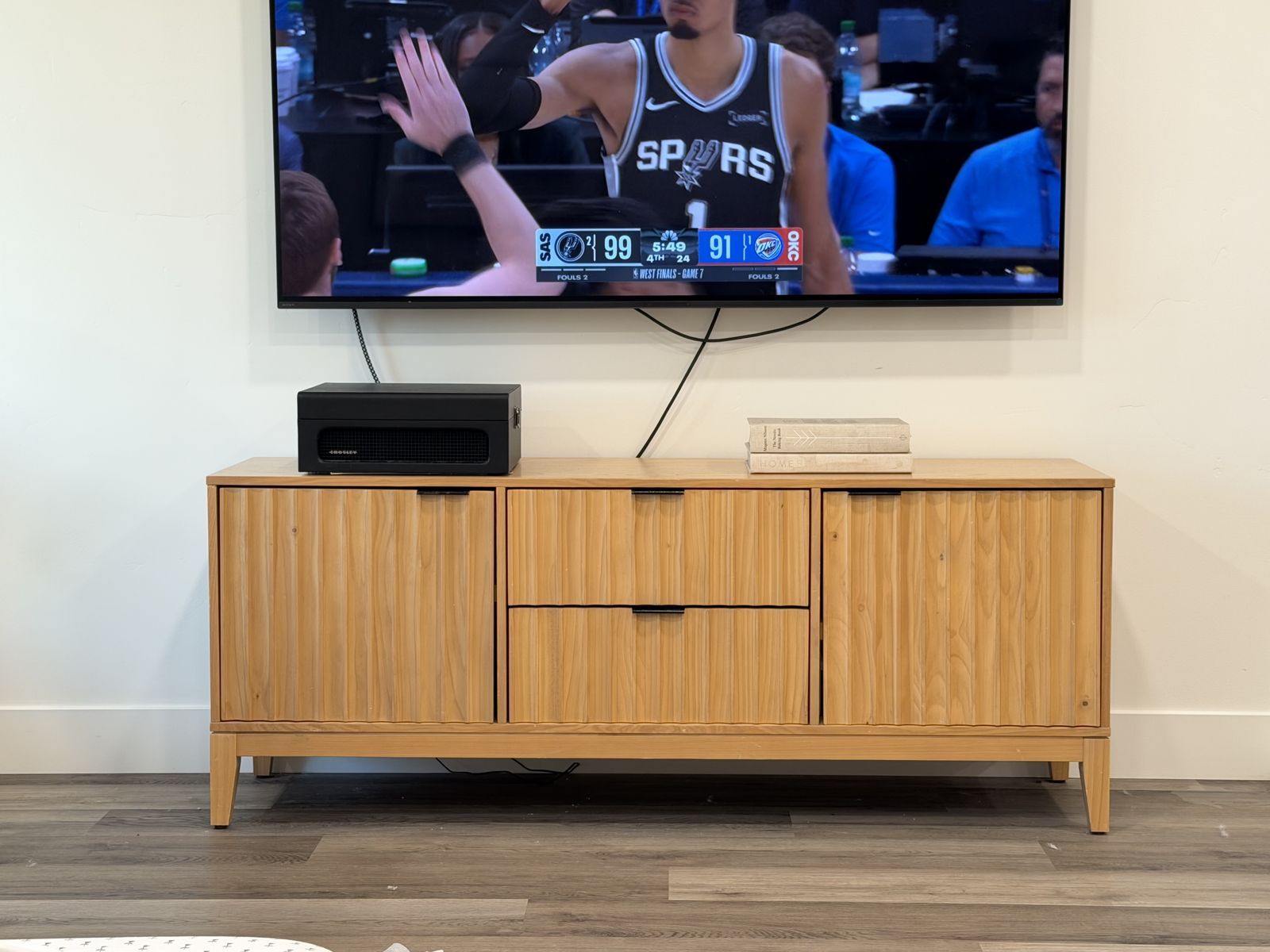 TV Console/ TV Stand