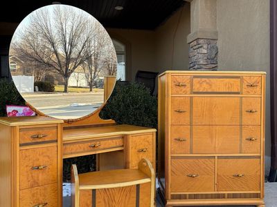 bedroom sets Antique Dresser Vanity Mirror