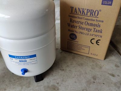 TANKPRO PRO-2.8 Reverse Osmosis Water Storage Tank with Stainless Steel Connection System - New