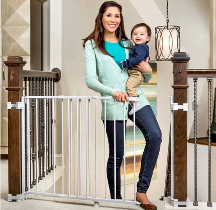 Regalo 30.5" Tall by 28"-42" Wide 2-in-1 Stairway and Hallway Baby Gate, White, New in-Box