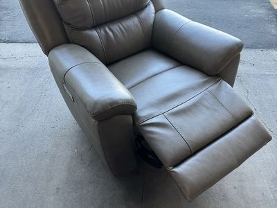 Leather Power Recliner With Power Headrest
