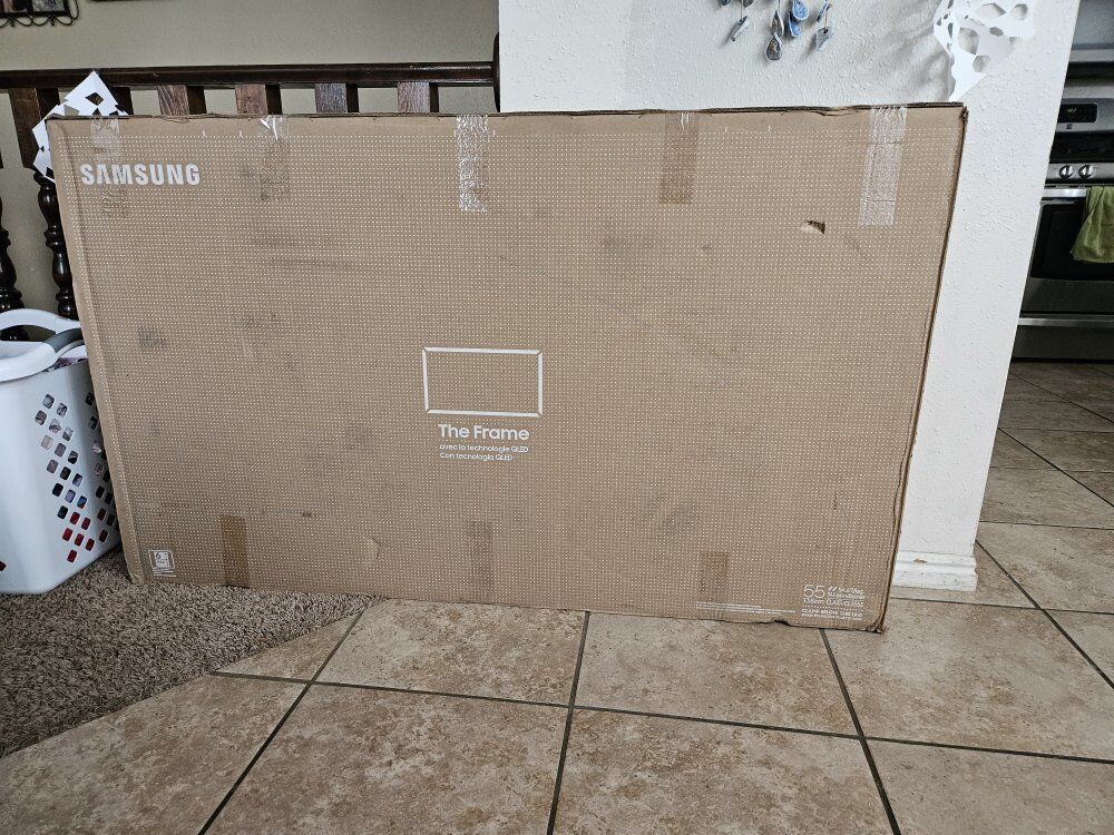 55" Samsung Frame TV. NEW