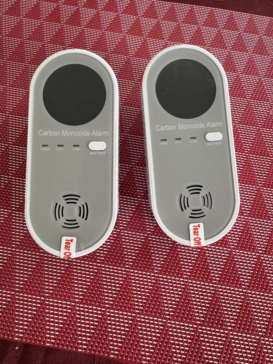2 brand new CO alarms