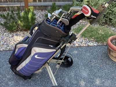 Nike Golf Bag set with TaylorMade, Adams and Titleist Clubs with Wilson Pull Cart