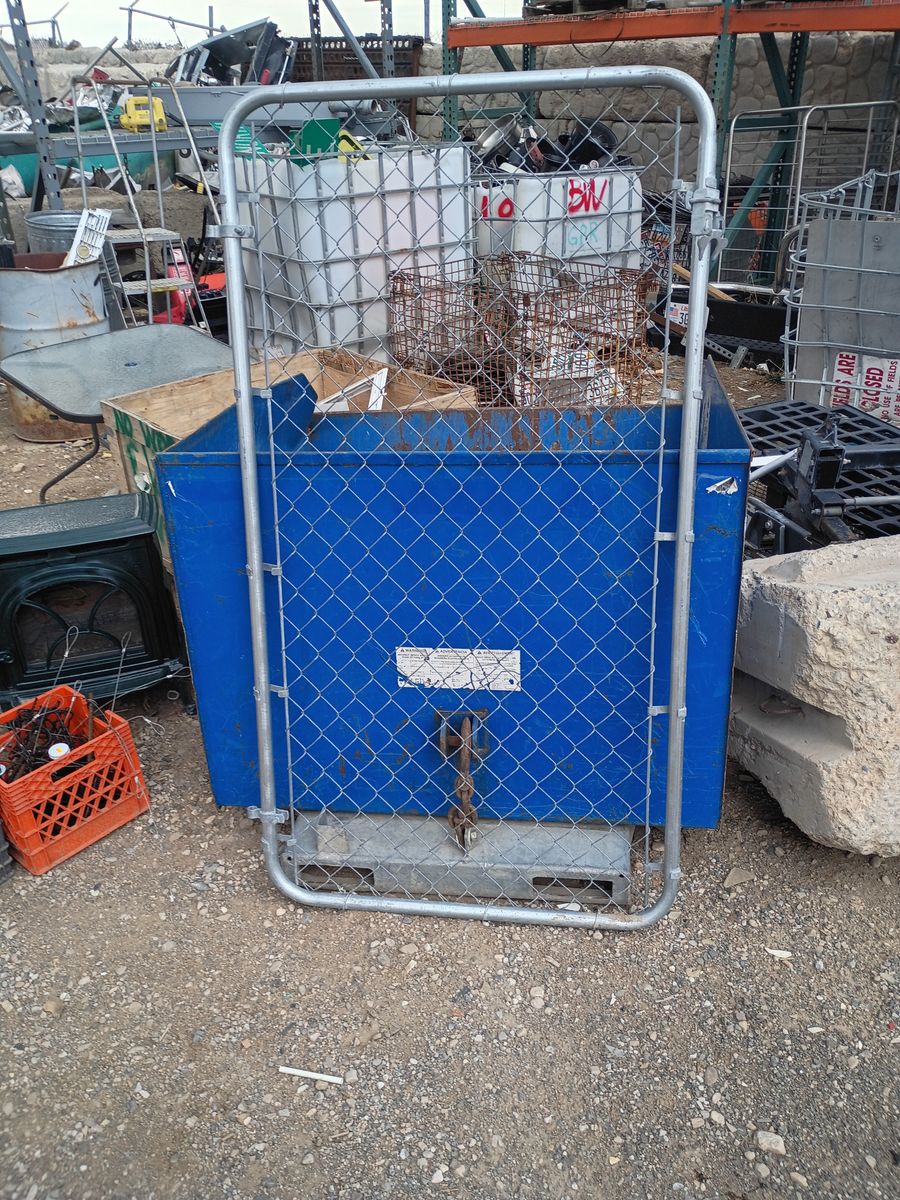 Chain Link Fence Gate -