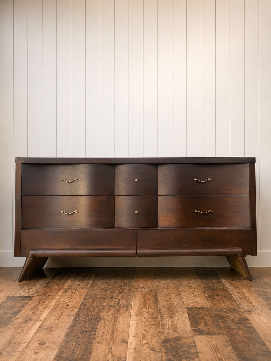 Gorgeous Mid Century Modern Dresser