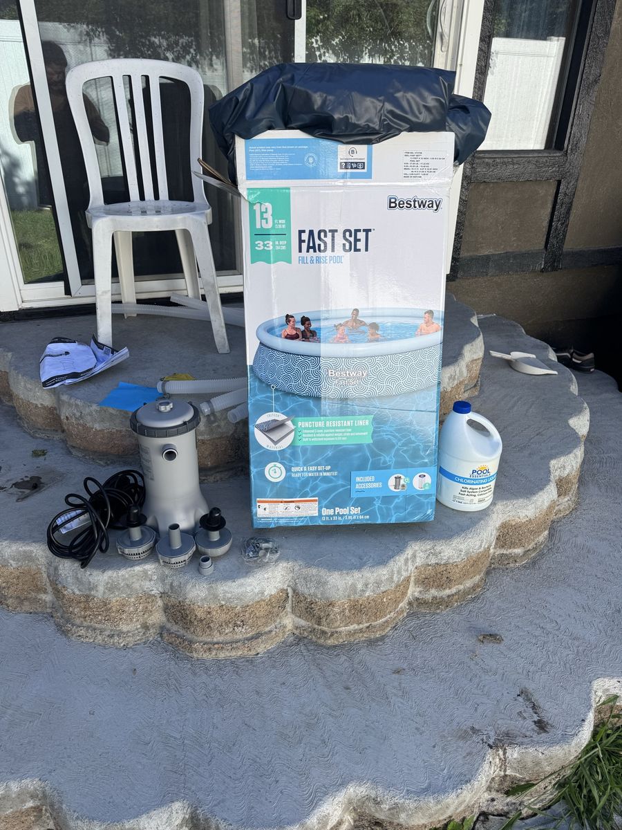 13 foot pool with cover 