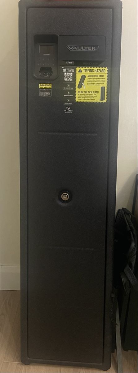 Vaultek NRS800i Smart Safe – Brand New – Never Used – Accessories Included