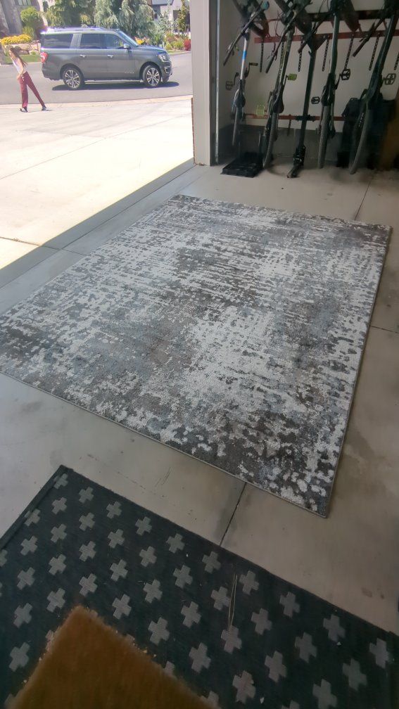 Brand New 10ft x 8ft Rug