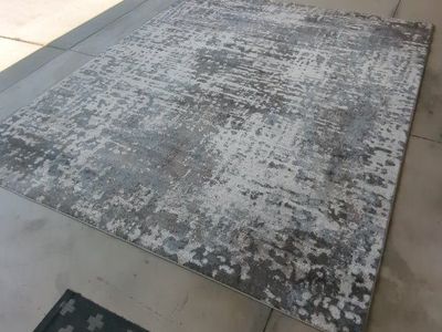 Brand New 10ft x 8ft Rug