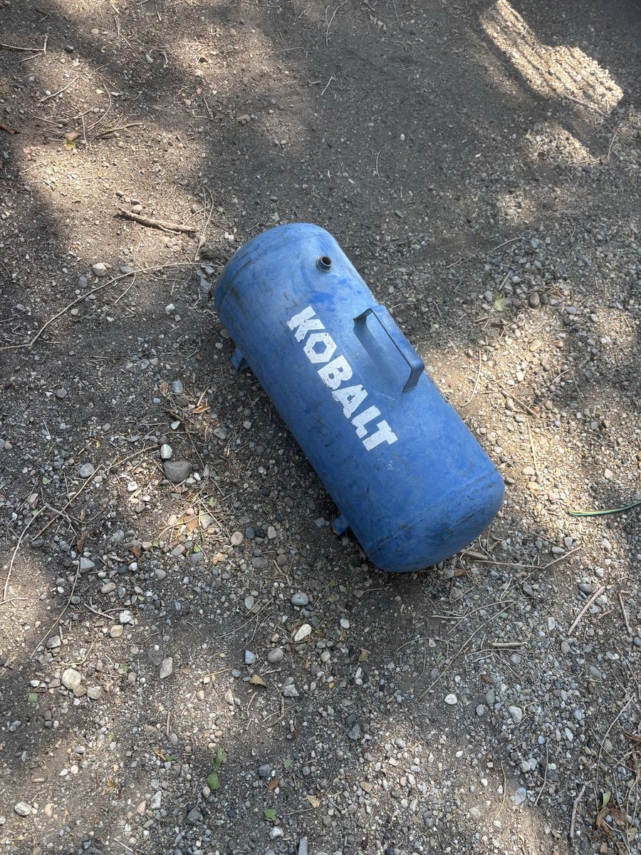 Kobalt Portable Air Tank - Blue