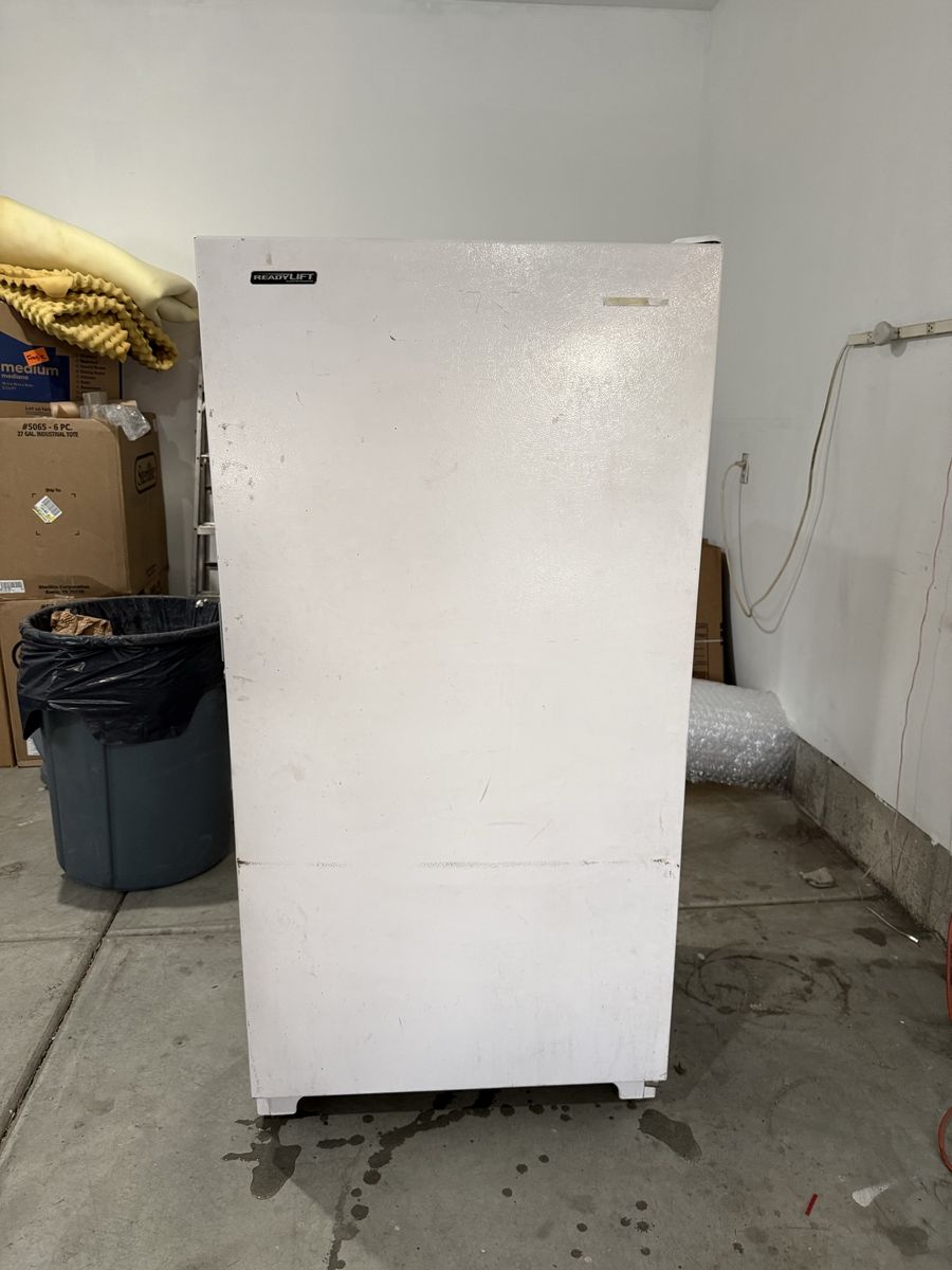 Frigidaire 17cf Freezer