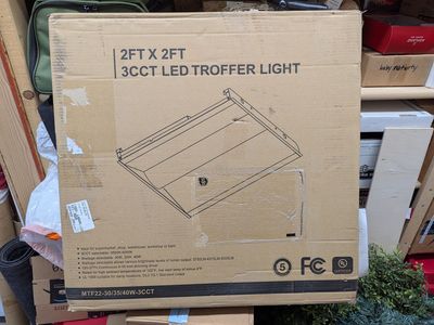 Troffer Light - 2' x 2' - 3CCT Selectable: 3500K-5000K