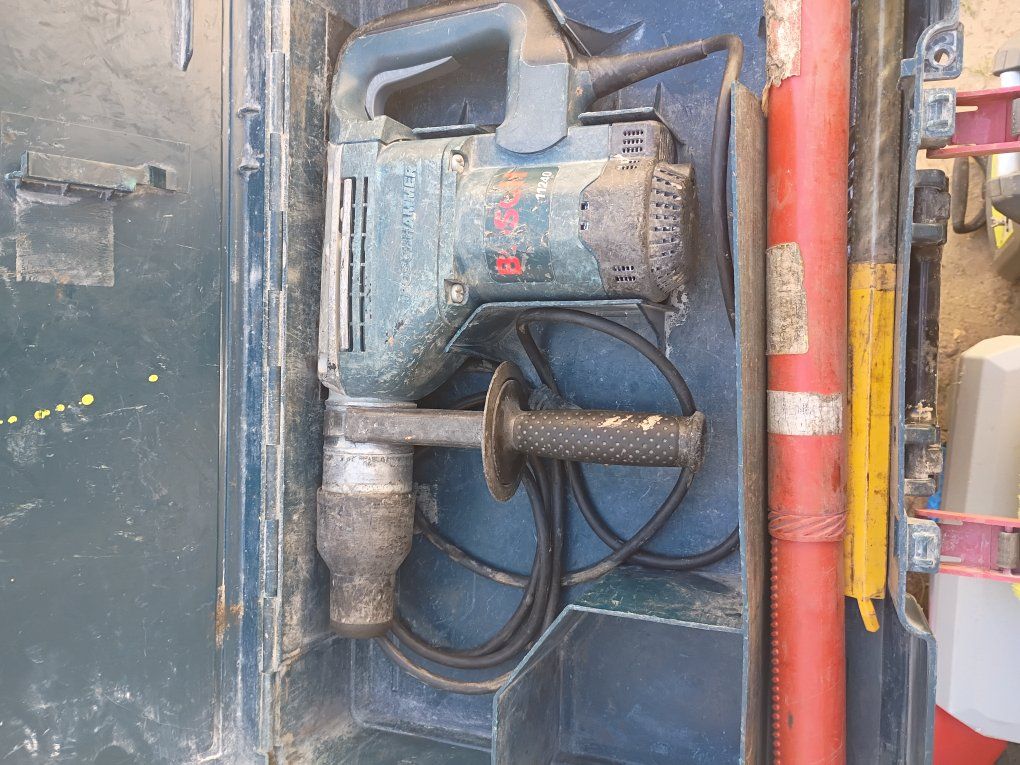 Bosch hammer drill
