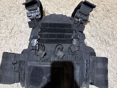 Black Plate Carrier
