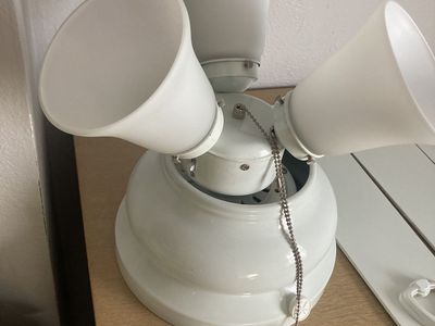 White Cieling Fan With Light Kit