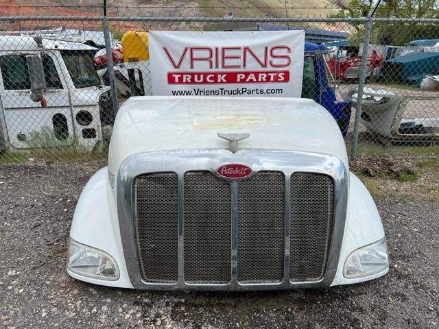 Peterbilt 387 Hood