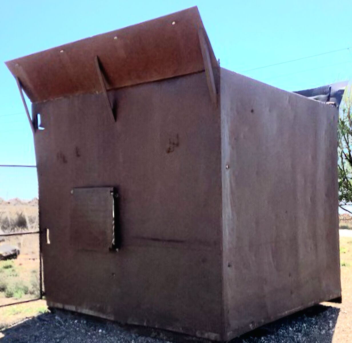 Miller Smith Bulk Gravel Sand Rock Aggregate Concrete Batching Surge Material Feed Belt Hopper Conveyor Discharge Material Bin