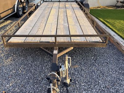 Single Axle Utility Trailer with Rear Ramp Gate and Wood Deck (16’x6’)