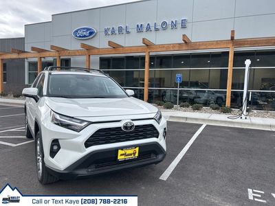 2022 Toyota RAV4 XLE Premium