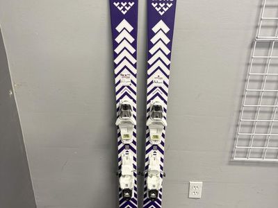 Black Crows Sato Birdie 161cm Skis w/ Salomon Strive M10 GW Demo Binding - Lightly Used 2026