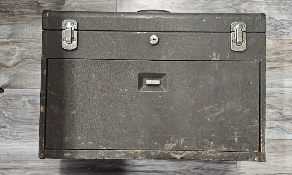 KENNEDY CANTILEVER TOOL BOX