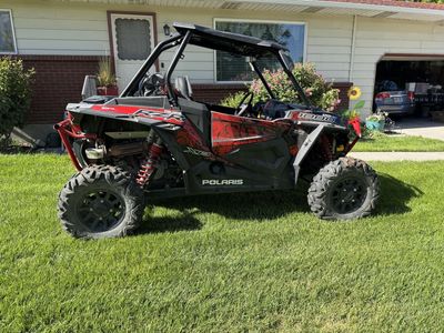 Polaris RZR XP 1000 2-Seat Side-by-Side