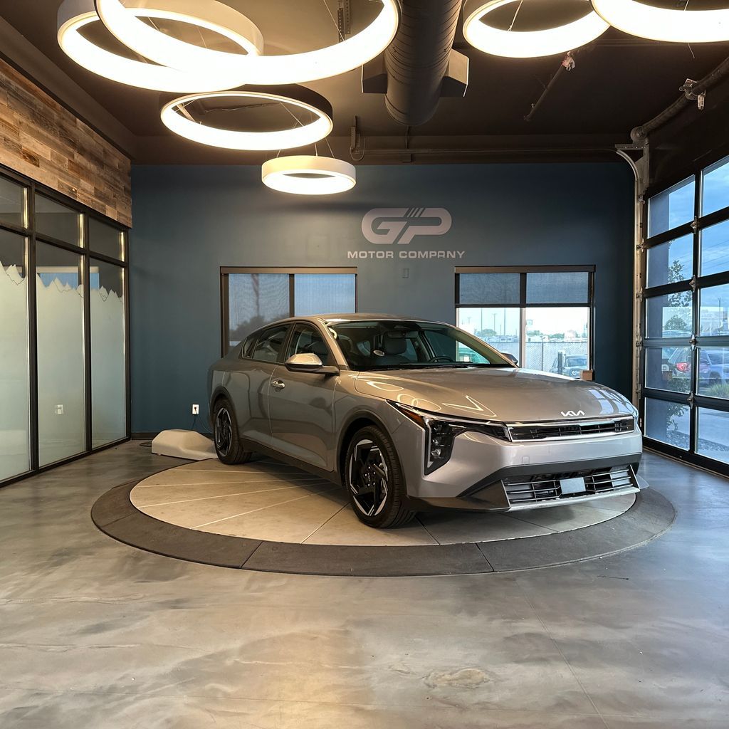 2025 Kia K4 EX