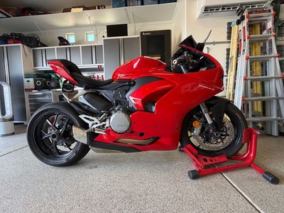 2024 Ducati Panigale V2 - 3,635 Miles - Clean Title