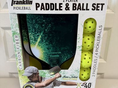 Franklin Pickleball 2 Carbon Fiber Paddle & 4 Ball Set
