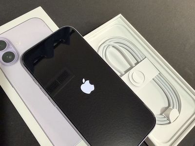 Apple iPhone 17 Lavender