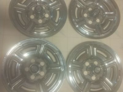 Vintage hub caps