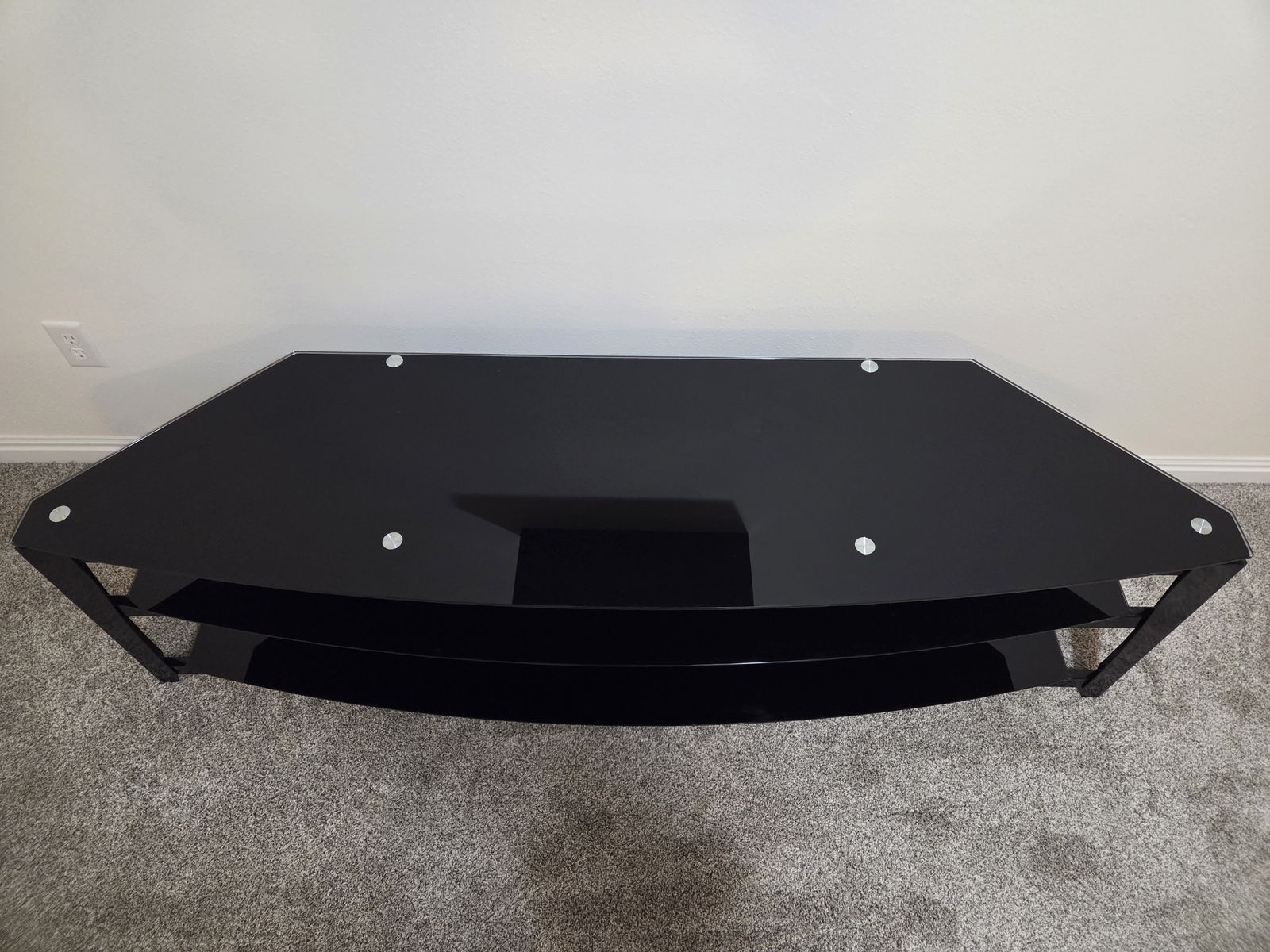 Main image 2