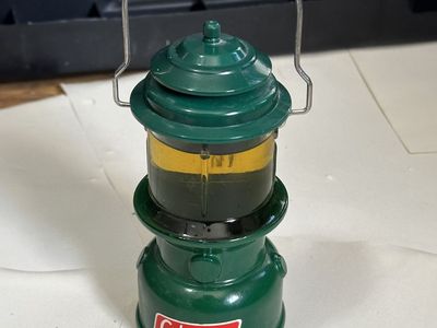 Avon Coleman Lantern