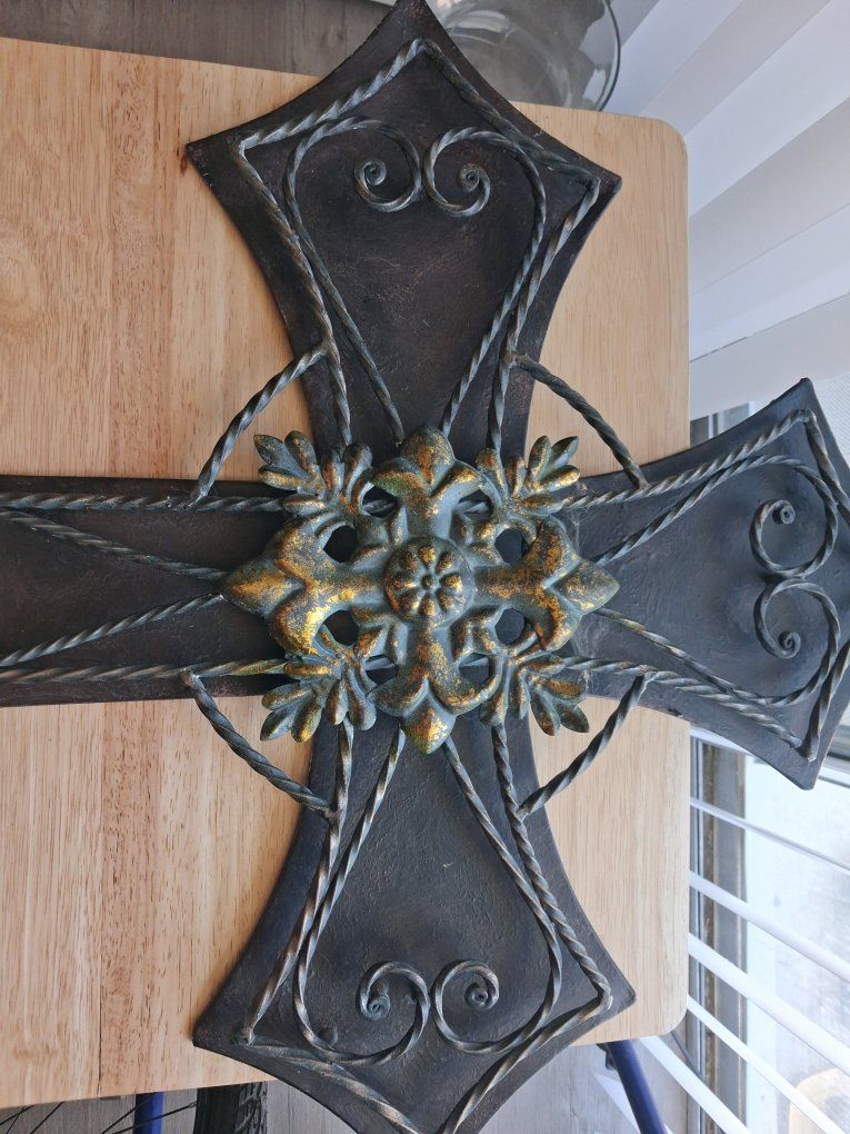 Main image 3
