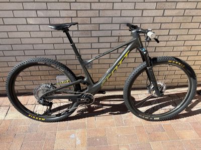 2024 Scott Spark RC TR Size Medium
