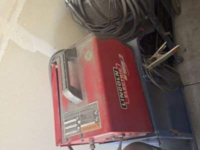 Lincoln Electric Welder, Plasma Cutter, Tool Chest