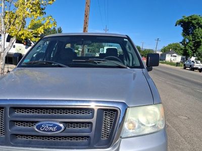 2004 Ford F-150 XLT