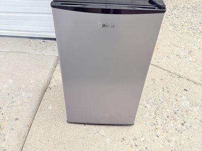 Brand new Midea Compact Refrigerator Single Door Mini Fridge Stainless Steel