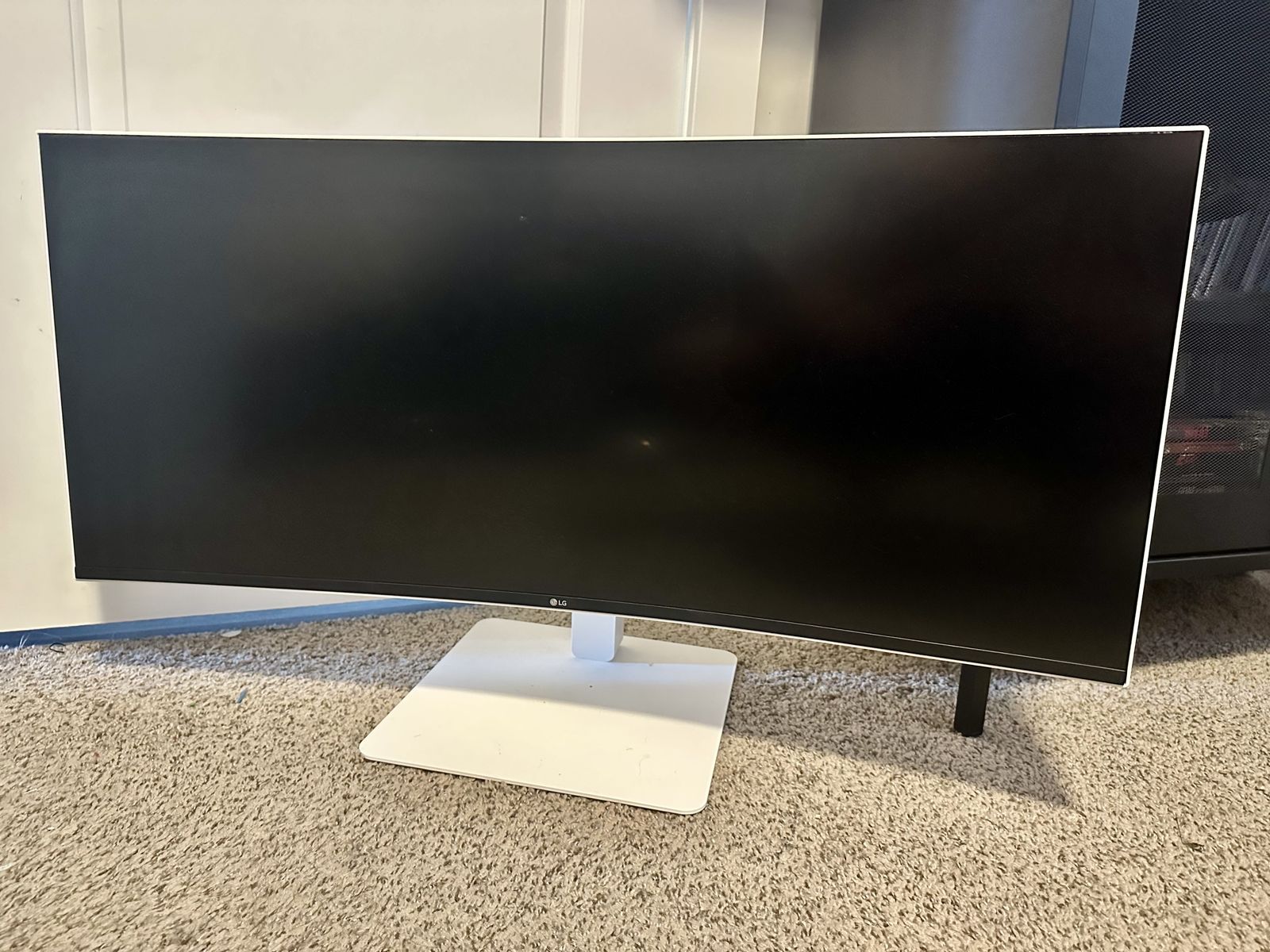 LG Ultrawide 38” Monitor - excellent confition