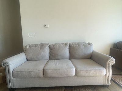 Very comfortable couch+loveseat in great Condition