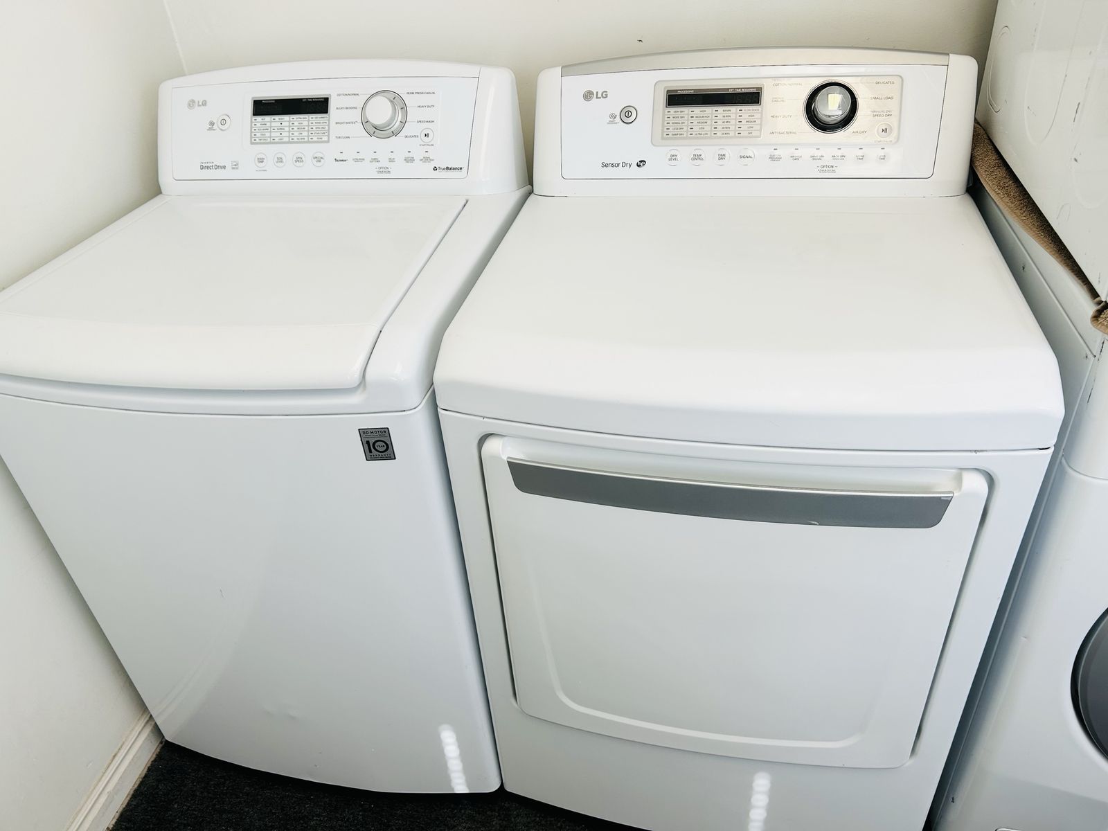 Lg super capacity washer and dryer set