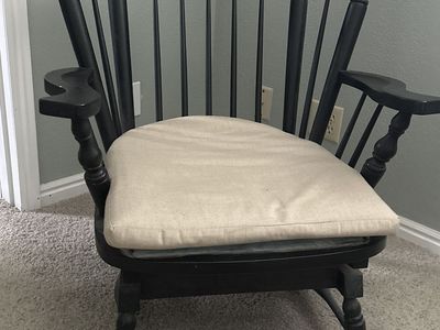 Rocking chair