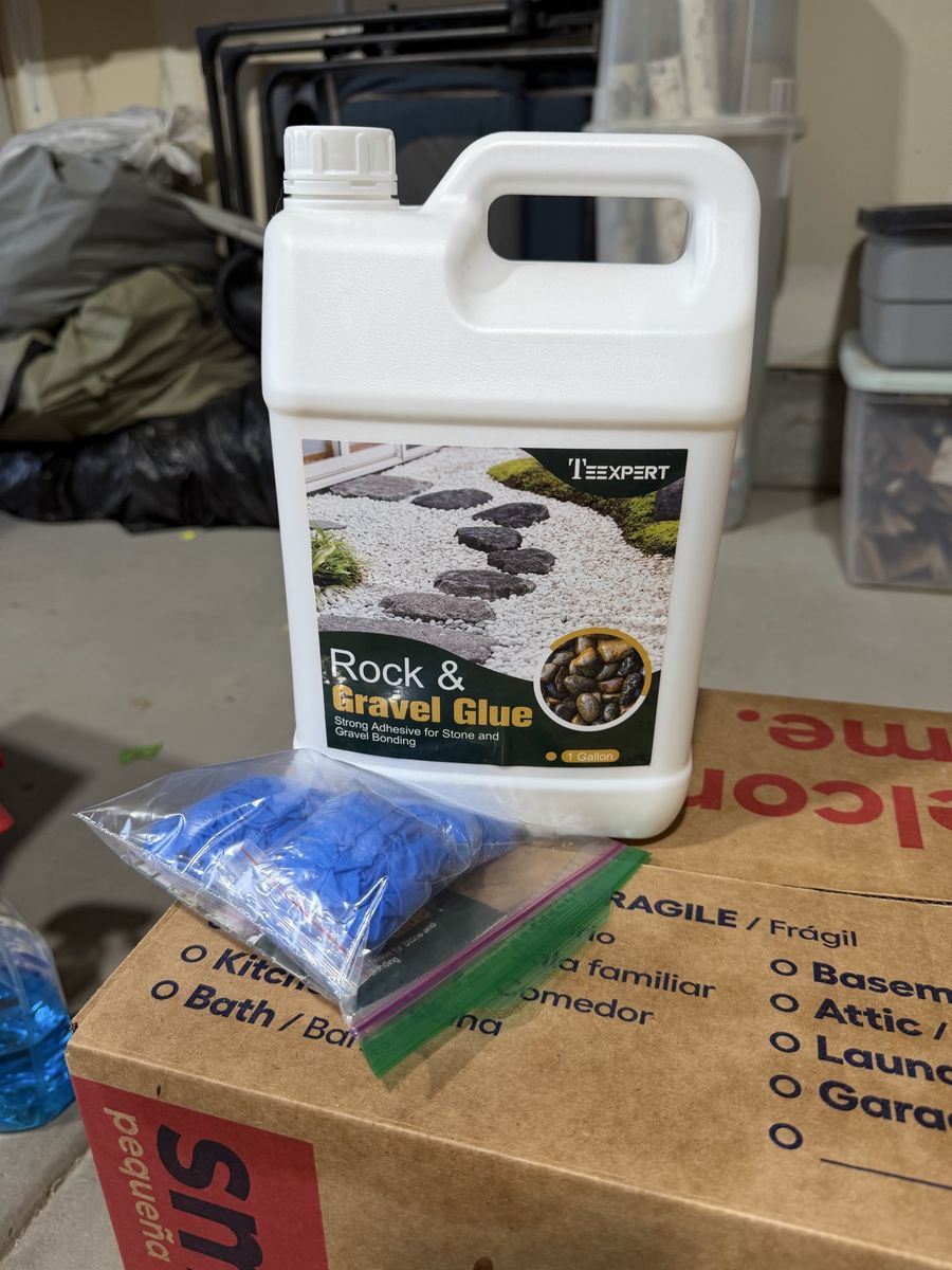 TEEXPERT Rock & Gravel Glue 1 Gallon Landscape Adhesive with Gloves